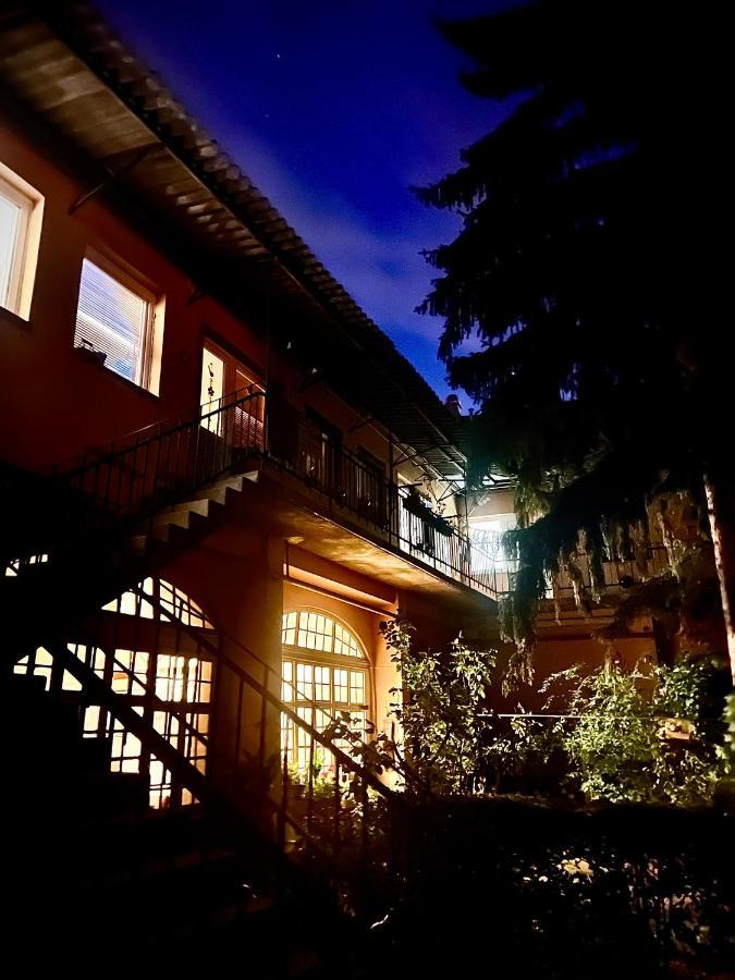 Green Apartman Eğri Dış mekan fotoğraf